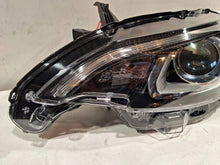 Laden Sie das Bild in den Galerie-Viewer, Frontscheinwerfer Peugeot 108 AVN11204 LED Links Scheinwerfer Headlight