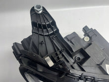 Laden Sie das Bild in den Galerie-Viewer, Frontscheinwerfer Mercedes-Benz W213 A2139069808 LED Rechts Headlight SCH8128012149bg