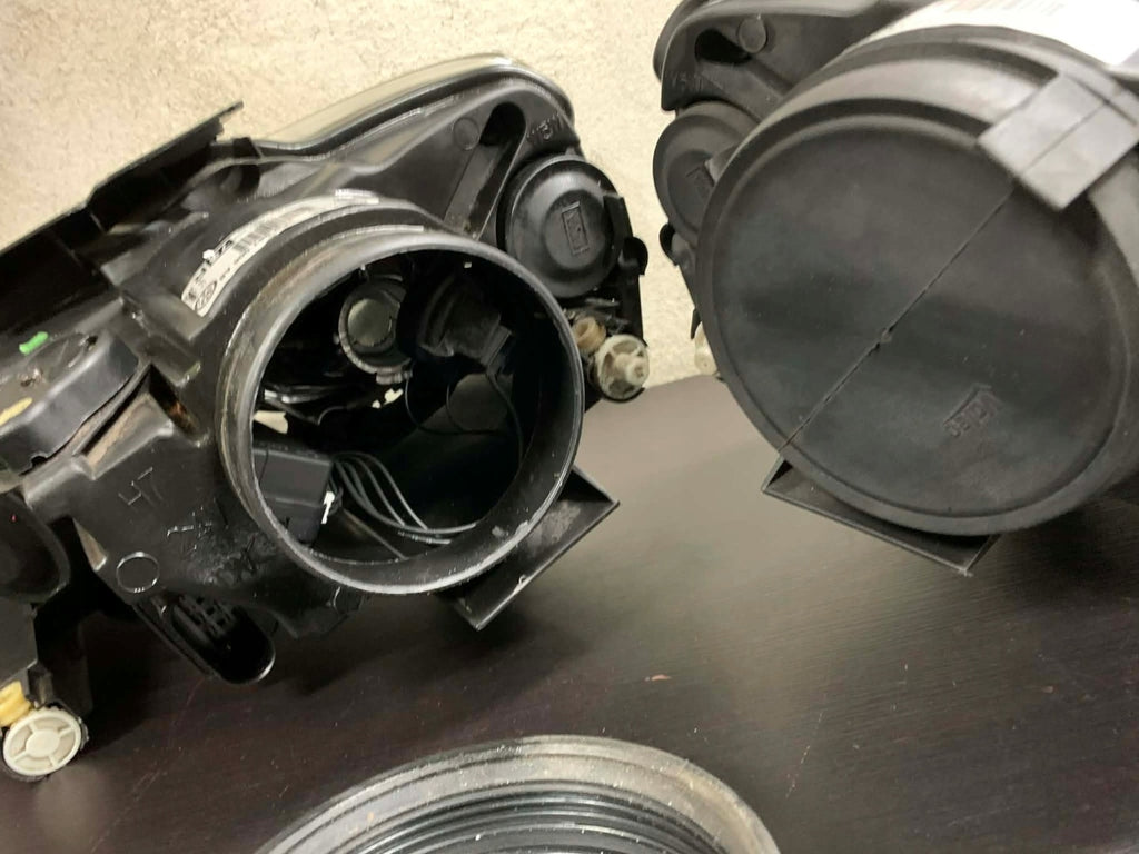 Frontscheinwerfer VW Passat 3C0941005AB 3C0941006AB Ein Satz Headlight SCH2025979974mi