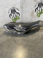 Laden Sie das Bild in den Galerie-Viewer, Frontscheinwerfer Kia Ceed J7921-22050 Links Scheinwerfer Headlight