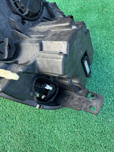 Laden Sie das Bild in den Galerie-Viewer, Frontscheinwerfer Ford Puma L1TB-13E014-GH LED Rechts Scheinwerfer Headlight SCH2752413824fi