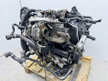 Load image into Gallery viewer, Motor Audi VW A3 Golf VII CRB 2.0 TDI 150PS 110kW 190TKm Diesel Engine Komplett MOT2722884721dr