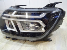 Laden Sie das Bild in den Galerie-Viewer, Frontscheinwerfer Dacia Duster 260602465R LED Links Scheinwerfer Headlight