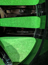 Laden Sie das Bild in den Galerie-Viewer, 1x Alufelge 18 Zoll 7.5" 5x112 49ET Glanz Silber 5G0601025A0 VW Golf Vii FEL7148052109er