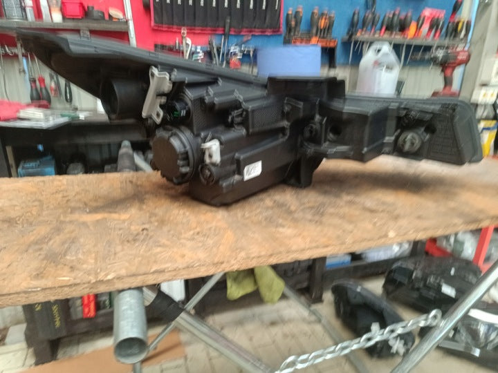 Frontscheinwerfer Hyundai Elantra VII 92101-AA000 202492101-AA LED Links SCH7106892953kb