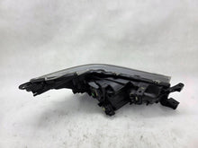 Laden Sie das Bild in den Galerie-Viewer, Frontscheinwerfer Toyota Hilux VIII SPP18194 Links Scheinwerfer Headlight SCH3403516120vr