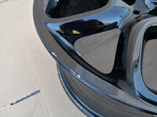 Laden Sie das Bild in den Galerie-Viewer, 1x Alufelge 16 Zoll 7.0&quot; 5x112 52ET Glanz Schwarz 6891824 Mini Clubman F54