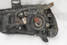 Laden Sie das Bild in den Galerie-Viewer, Frontscheinwerfer Mitsubishi Lancer VIII I Links Scheinwerfer Headlight SCH5247392294ym