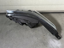 Laden Sie das Bild in den Galerie-Viewer, Frontscheinwerfer Kia Xceed 92102J7800 LED Rechts Scheinwerfer Headlight