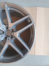 Load image into Gallery viewer, 1x Alufelge 21 Zoll 11.0&quot; 5x112 Glanz A2924011700 Mercedes-Benz Rim Wheel