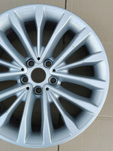 Laden Sie das Bild in den Galerie-Viewer, 1x Alufelge 18 Zoll 6863418 BMW 5 G31 G30 Rim Wheel FEL8245126746ry