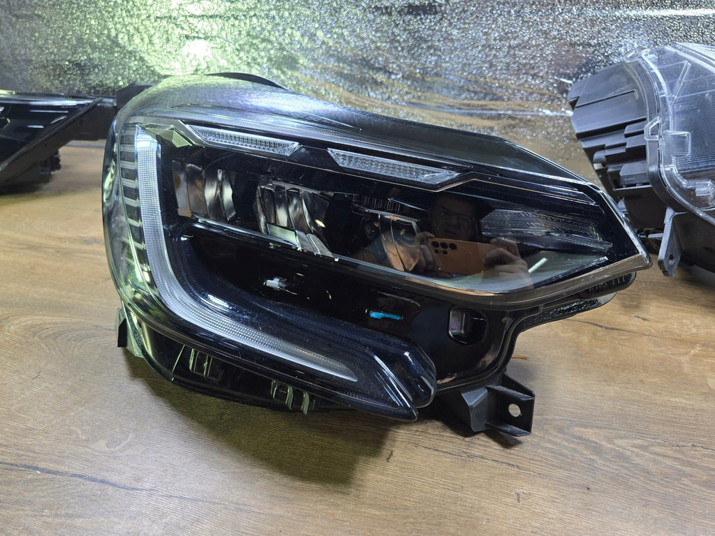 Frontscheinwerfer Renault Captur II 260108850R Rechts Scheinwerfer Headlight SCH8484161895il