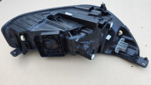 Laden Sie das Bild in den Galerie-Viewer, Frontscheinwerfer Ford Focus NX7B-13E015-CF Full LED Links Headlight SCH7869549626zd