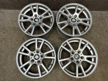 Laden Sie das Bild in den Galerie-Viewer, 1x Alufelge 17 Zoll 8.0" 5x120 46ET Silber 3412060 3412060-06 BMW X3 E83 FEL6863146309bi