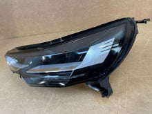 Laden Sie das Bild in den Galerie-Viewer, Frontscheinwerfer Renault Captur II 260604753R Full LED Links Headlight SCH6380215408aa