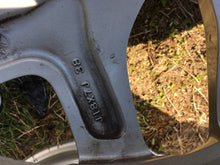 Laden Sie das Bild in den Galerie-Viewer, 1x Alufelge 18 Zoll 7.0" Mitsubishi I W Rim Wheel FEL6111019787is