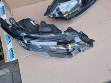 Laden Sie das Bild in den Galerie-Viewer, Frontscheinwerfer Mitsubishi Outlander III Full LED Rechts oder Links