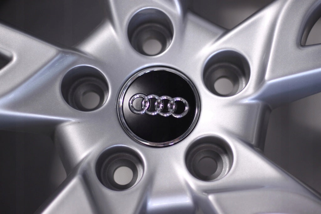 4x Alufelge 17 Zoll 6.5" 5x112 33ET Glanz Silber 8U0071497 Audi Q3 Rim Wheel FEL9856973142cu