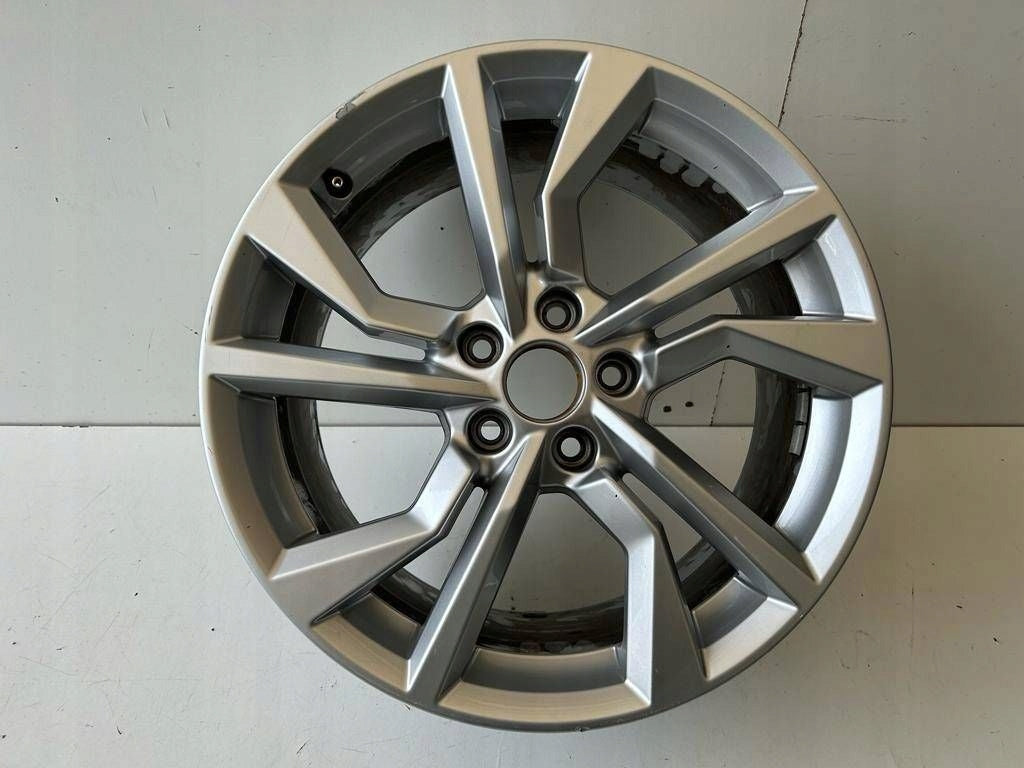 1x Alufelge 18 Zoll 8S0601025AN Audi Tt Rim Wheel FEL6224340316yy