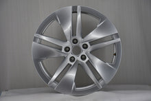 Load image into Gallery viewer, 1x Alufelge 19 Zoll 8.0" 5x112 45ET Glanz Silber 5LA601025 Skoda Enyaq Rim Wheel FEL2540092719bf