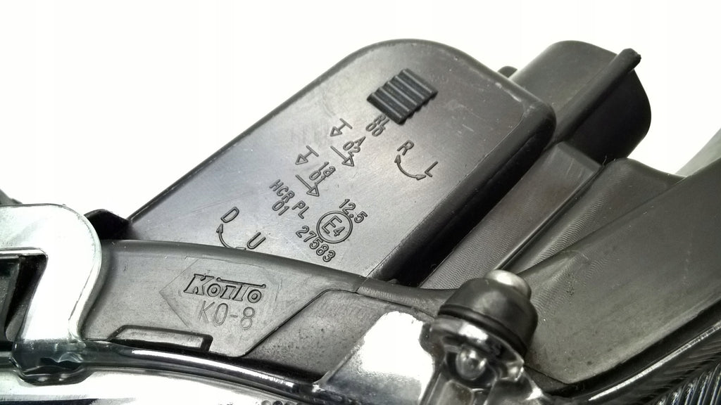 Frontscheinwerfer Toyota IV Yaris EUK0-8 LED Links Scheinwerfer Headlight SCH1503250700pg