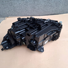 Laden Sie das Bild in den Galerie-Viewer, Frontscheinwerfer BMW 5 5A798D2-07 Rechts Scheinwerfer Headlight SCH7652797276xx