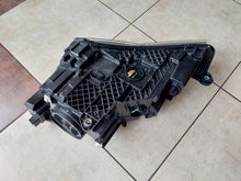 Laden Sie das Bild in den Galerie-Viewer, Frontscheinwerfer Skoda Superb III 3V1941016 Rechts Scheinwerfer Headlight SCH7745156047tb
