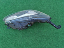 Laden Sie das Bild in den Galerie-Viewer, Frontscheinwerfer Opel Adam 39015507BAX Rechts Scheinwerfer Headlight SCH2020044132gw