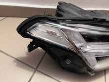 Load image into Gallery viewer, Frontscheinwerfer Volvo Xc90 32228303 Rechts Scheinwerfer Headlight SCH9400090144gt