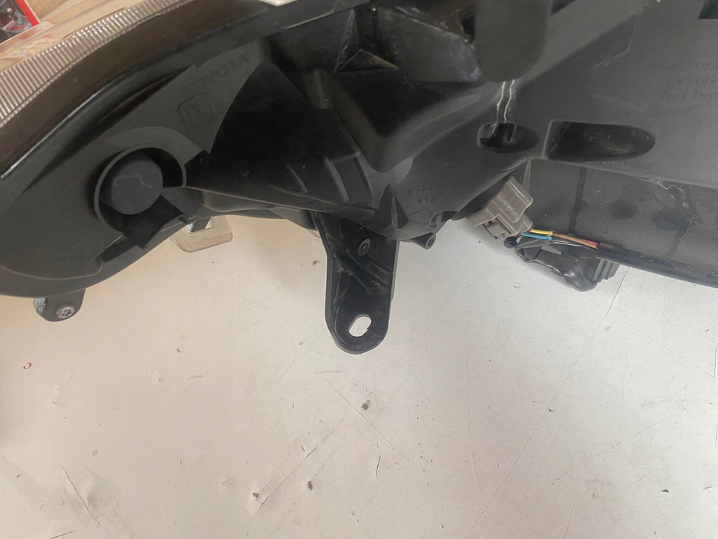 Frontscheinwerfer Toyota Rav IV Full LED Links Scheinwerfer Headlight SCH8627684644zu