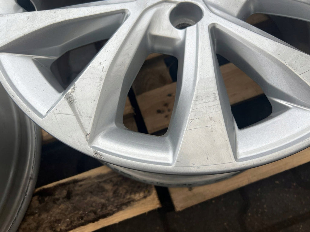 1x Alufelge 16 Zoll 403004722R Renault Clio I 1 V Rim Wheel FEL7681940042wd