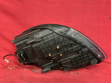 Laden Sie das Bild in den Galerie-Viewer, Frontscheinwerfer Porsche Cayenne 7P5941032BB Rechts Scheinwerfer Headlight SCH1167201681gs