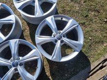 Laden Sie das Bild in den Galerie-Viewer, 4x Alufelge 19 Zoll 7.0" 5x112 34ET Silber 8A0601025K Audi Super Rim Wheel FEL3237793299pp