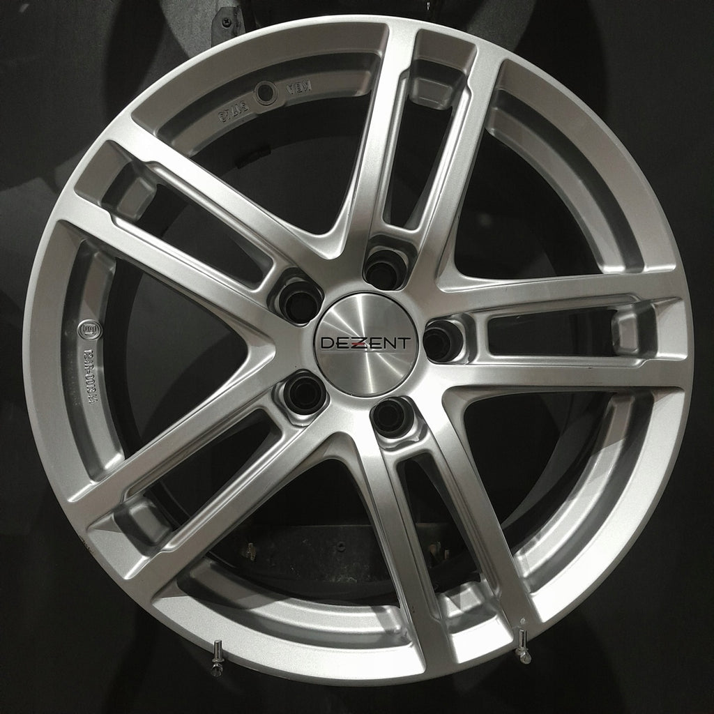4x Alufelge 17 Zoll 7.0" 5x112 44 5ET Glanz Silber KBA51743 Mercedes-Benz W206 FEL2583515735wc