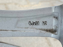 Load image into Gallery viewer, 1x Alufelge 18 Zoll 6855093 BMW 2 F45 F46 Rim Wheel FEL8922987811xa