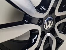 Laden Sie das Bild in den Galerie-Viewer, 4x Alufelge 18 Zoll 7.5&quot; 5x112 51ET VW Passat Tiguan Arteon Rim Wheel