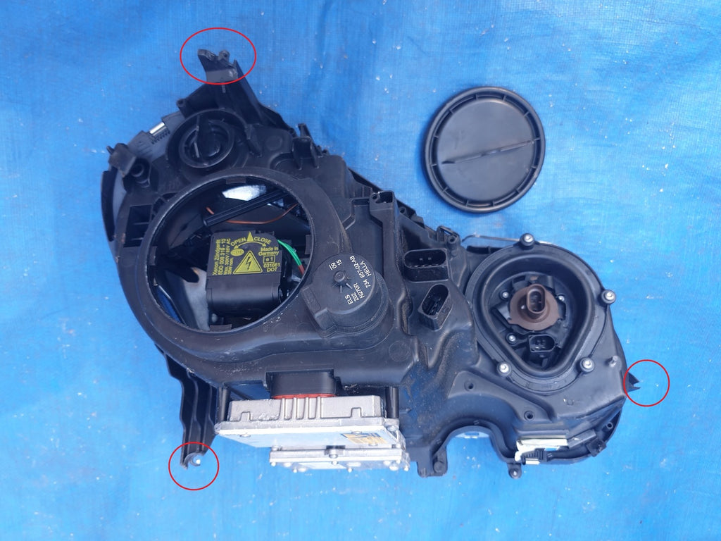 Frontscheinwerfer Mercedes-Benz W211 1EL008369-09 Xenon Rechts oder Links SCH3286044869oe