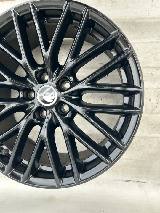 1x Alufelge 18 Zoll 8.0" 5x112 50ET Glanz CMA476808 Audi I Rim Wheel FEL6908140209xx