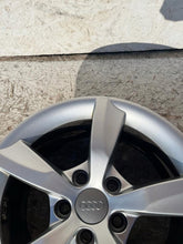 Load image into Gallery viewer, 1x Alufelge 16 Zoll 7.5&quot; 5x112 37ET Glanz Silber 4G0071496 Audi Rim Wheel