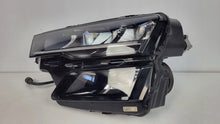 Load image into Gallery viewer, Frontscheinwerfer Skoda Karoq 57B941009 LED Links Scheinwerfer Headlight SCH9178074230am