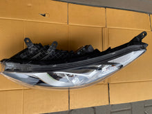 Laden Sie das Bild in den Galerie-Viewer, Frontscheinwerfer Hyundai I30 92101A6000 Links Scheinwerfer Headlight SCH4899499417ep