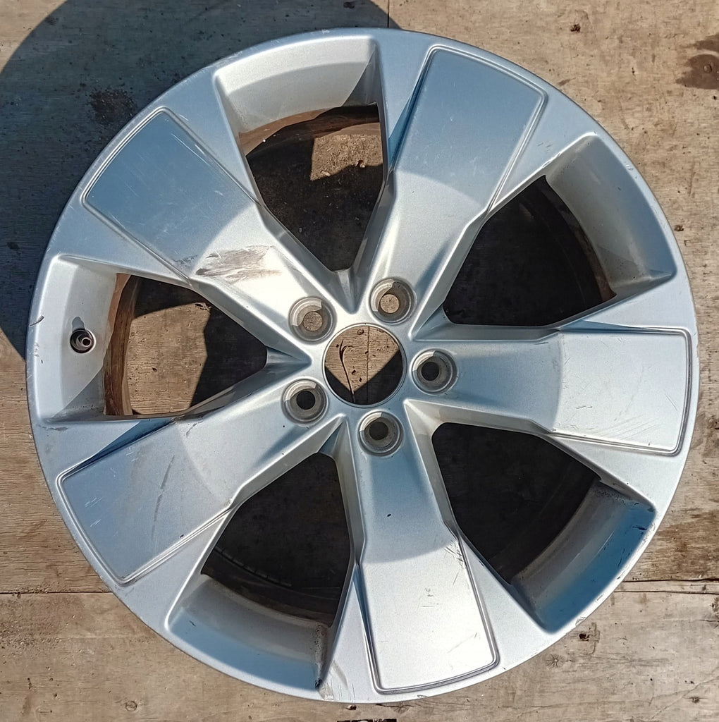 1x Alufelge 18 Zoll 7.5" 5x108 50,5ET Glanz Silber 31471553 Volvo Xc40 Rim Wheel