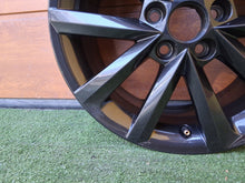 Load image into Gallery viewer, 1x Alufelge 16 Zoll 7.0" 5x100 46ET Glanz Graphit 5JA601025AE Skoda Fabia I FEL7135798111xi