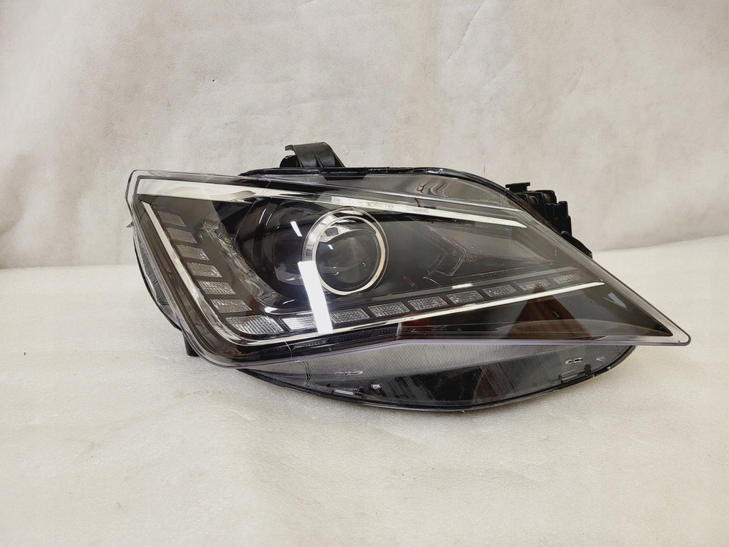 Frontscheinwerfer Seat Ibiza I 6J1941754K Xenon Rechts Scheinwerfer Headlight