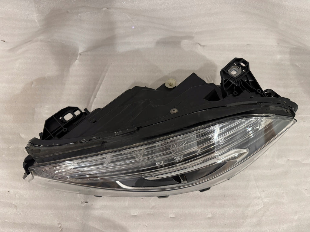 Frontscheinwerfer Mercedes-Benz W176 A1768201161 Xenon Links Headlight SCH3760243405nn