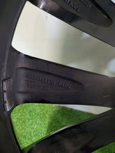 Load image into Gallery viewer, 1x Alufelge 19 Zoll 7.0" 5x114.3 31ET 403004862R Renault Rim Wheel FEL9545114614bx