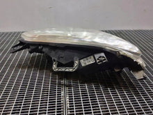 Laden Sie das Bild in den Galerie-Viewer, Frontscheinwerfer Citroën Berlingo 9806306480 Links Scheinwerfer Headlight SCH9002506603sy