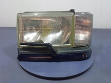 Laden Sie das Bild in den Galerie-Viewer, Frontscheinwerfer Land Rover Range II P38a XBC104230 Links Headlight SCH8148635396kc