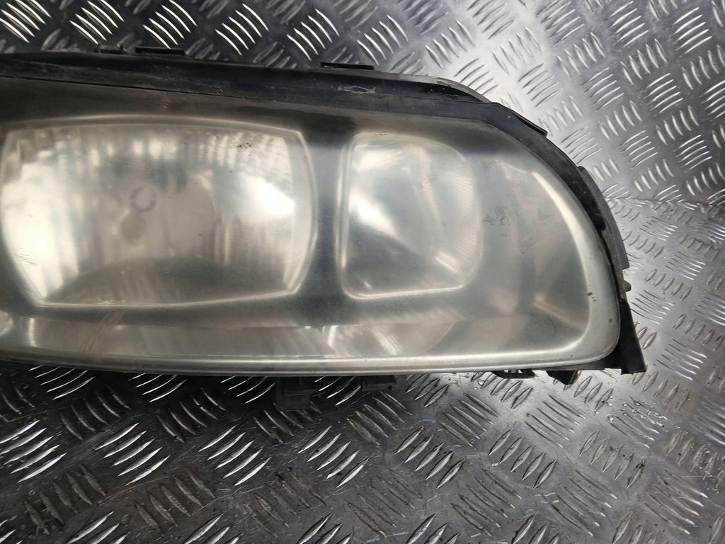 Frontscheinwerfer Volvo V70 II 30698836 Rechts Scheinwerfer Headlight