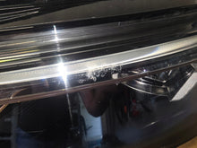 Laden Sie das Bild in den Galerie-Viewer, Frontscheinwerfer VW Passat 3J1941005 Links Scheinwerfer Headlight SCH4169010977wb